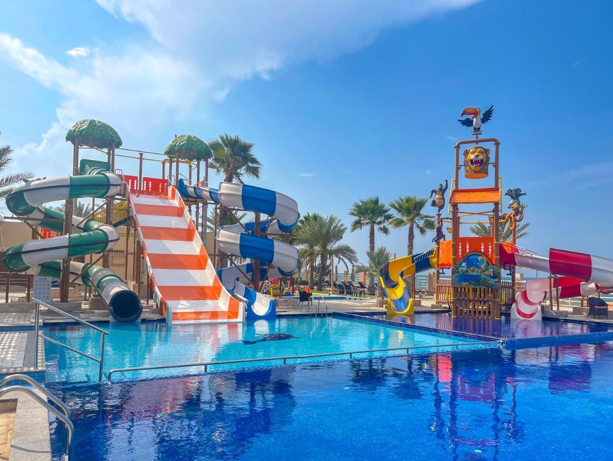 Radisson Blu Hotel & Resort, Sohar Exterior foto Aqua Park