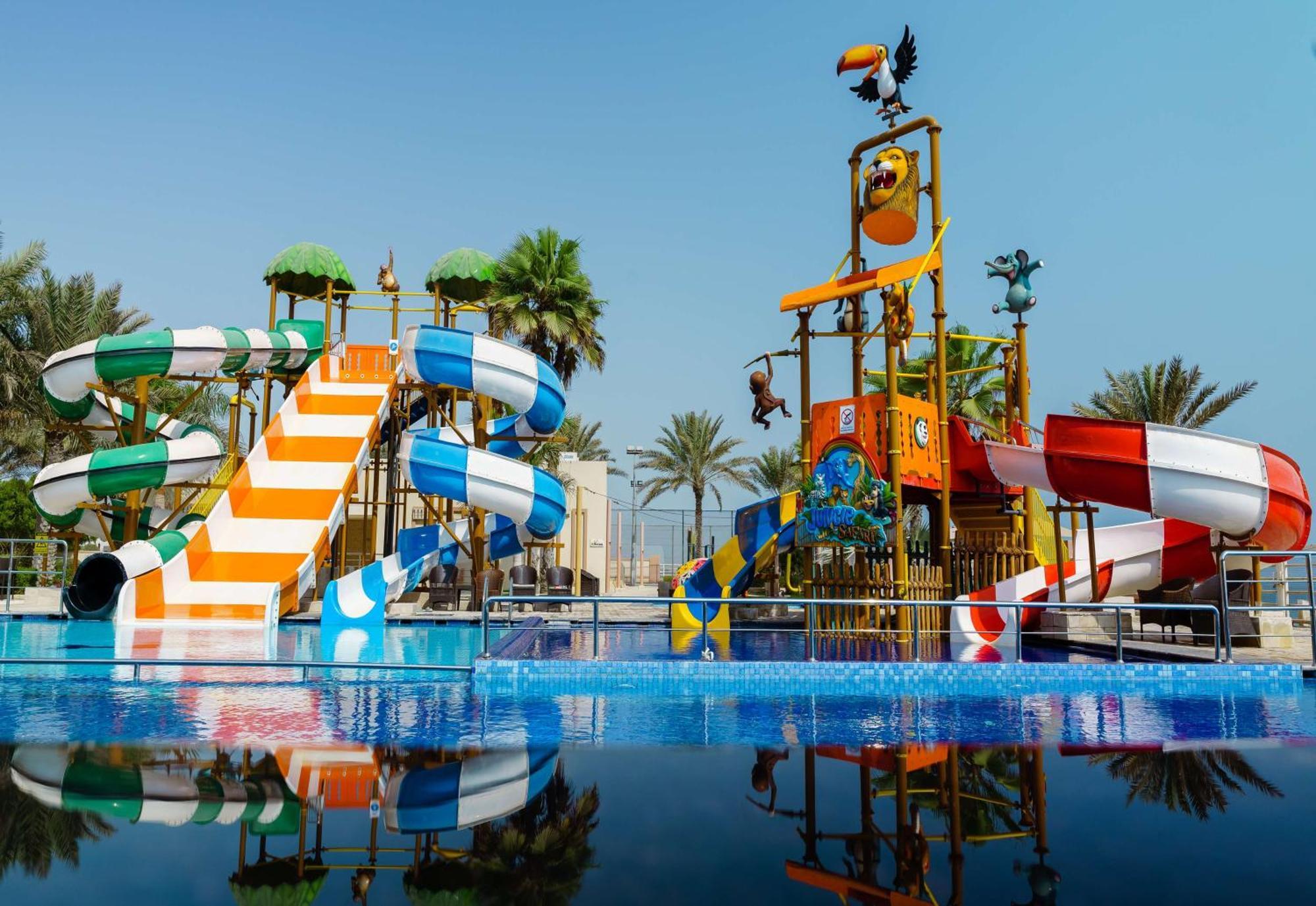 Radisson Blu Hotel & Resort, Sohar Exterior foto Aqua Park