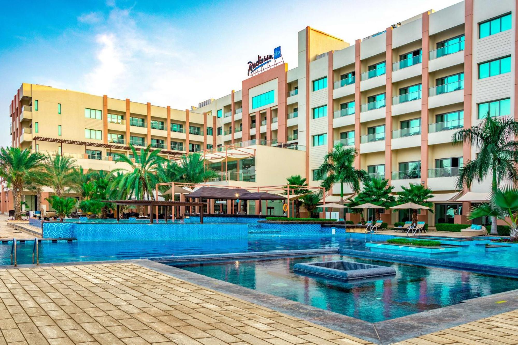 Radisson Blu Hotel & Resort, Sohar Exterior foto Radisson Blu Hotel, Addis Ababa